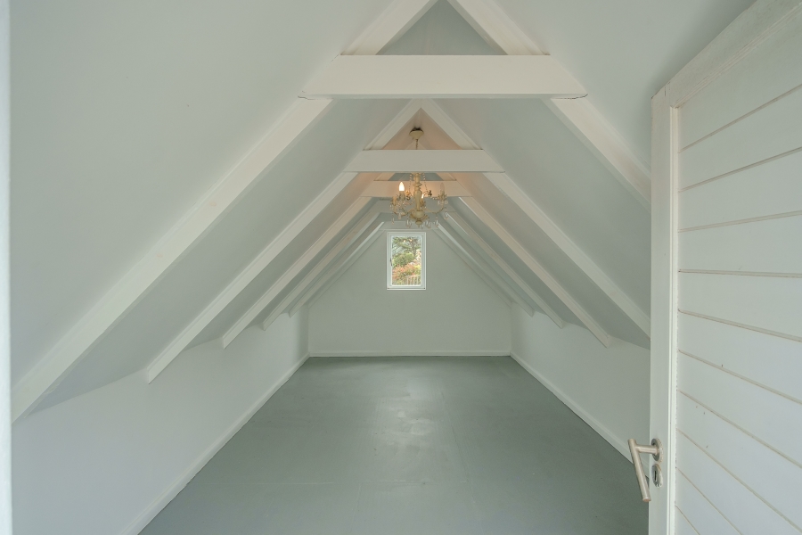 6 Bedroom Property for Sale in Meadowsteads Western Cape